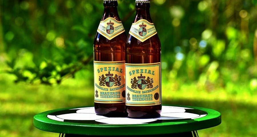 Etiketten erstellen und Bierflaschen damit versehen